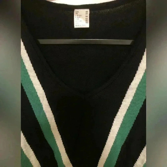 Women’s sweater size 16💚🎄🍀 - Picture 5 of 16